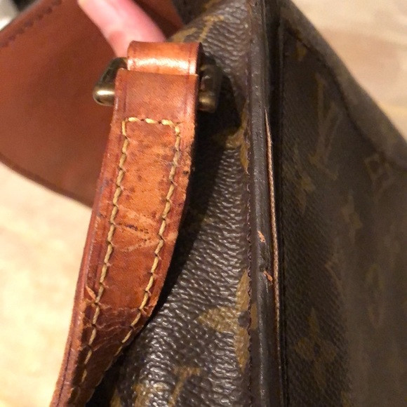 HOLIDAY SALE:Authentic Louis Vuitton Saint Cloud Crossbody Bag -Strap Flaws - Picture 9 of 13
